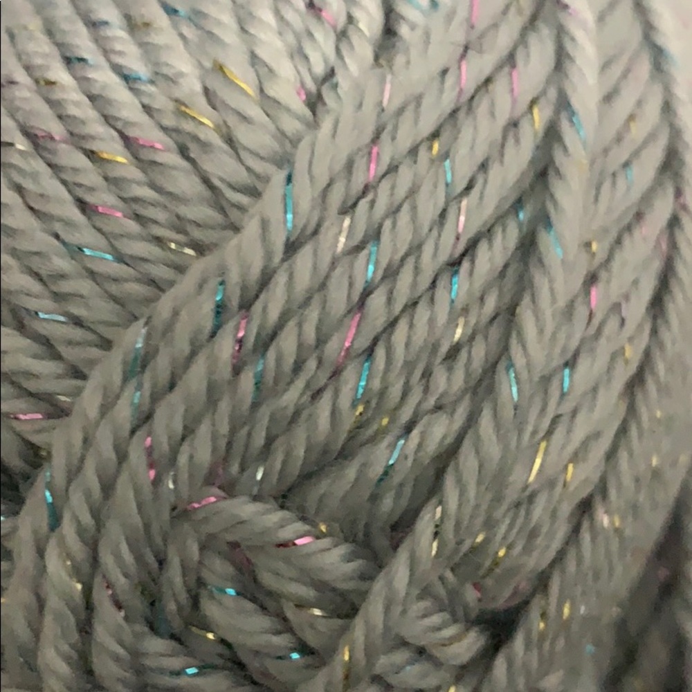 Caron Yarn. - Picture 2 of 4
